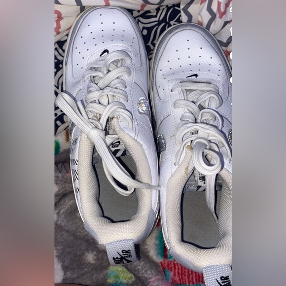 Air Force Ones size 7 - Picture 4 of 7